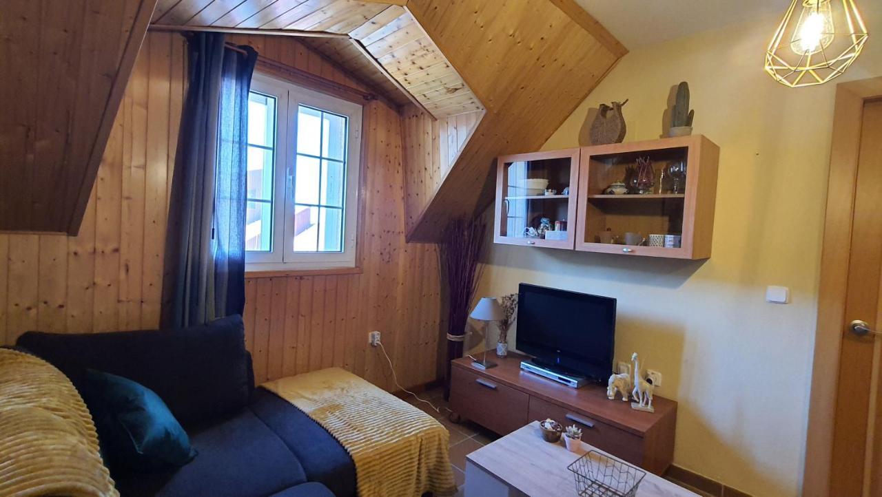 Acogedor Apartamento En Sierra Nevada Con Piscina Acceso Directo A Silla Ngoại thất bức ảnh