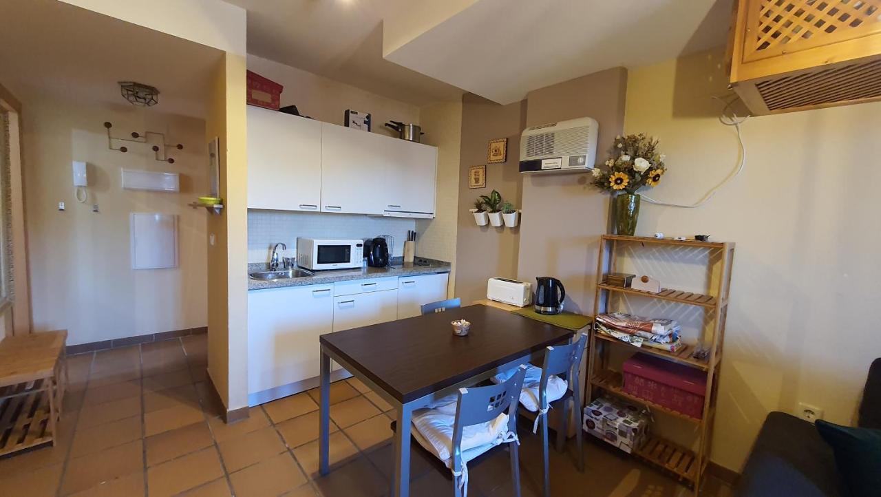 Acogedor Apartamento En Sierra Nevada Con Piscina Acceso Directo A Silla Ngoại thất bức ảnh